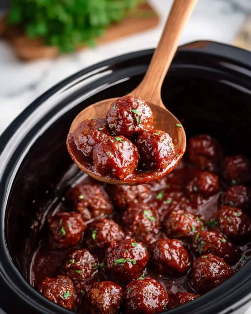 Slow Cooker BBQ Grape Jelly Meatballs Recipe