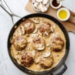Salisbury Steak with Mushrooms and Rich Gravy Recipe
