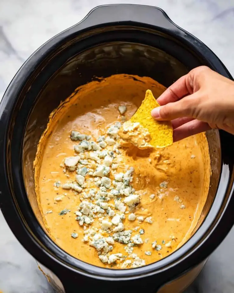 Crockpot Buffalo Chicken Dip Recipe