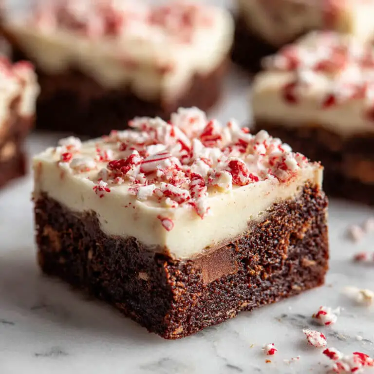 Peppermint Bark Cookie Bars Recipe