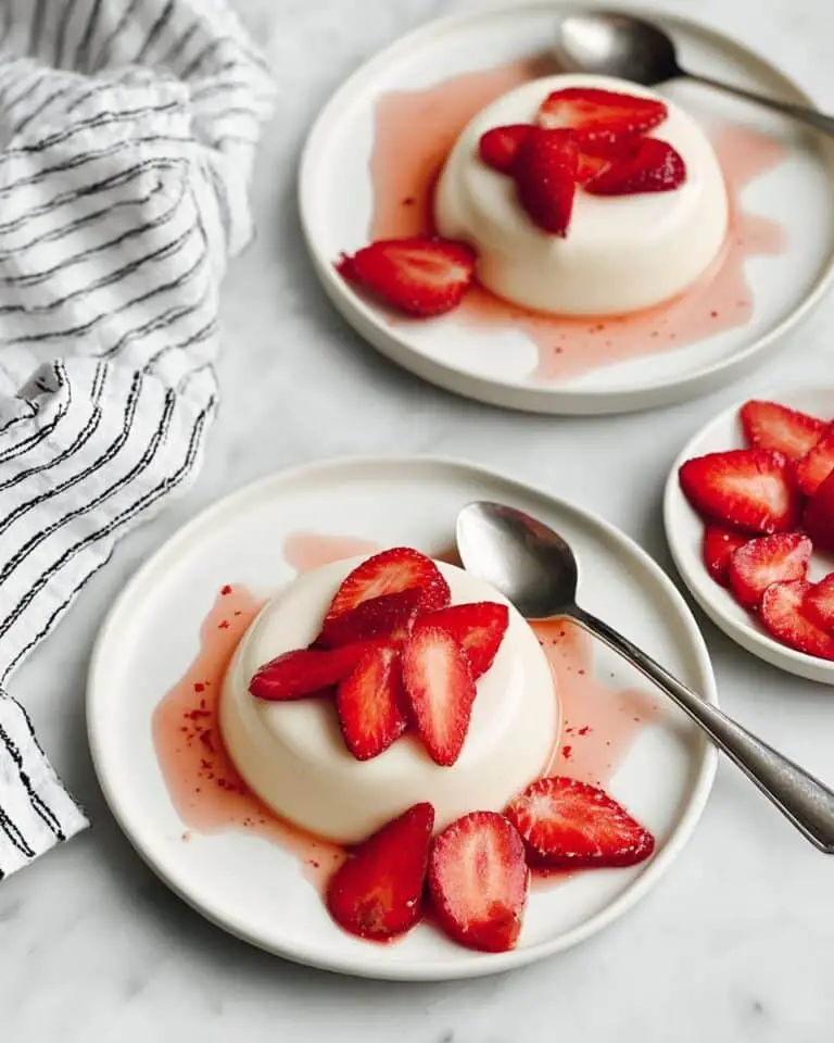 Honey-Vanilla Panna Cotta with Fresh Strawberry Topping Recipe