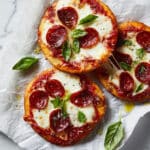 Quick and Easy Pepperoni Flatbread Pizza Recipe