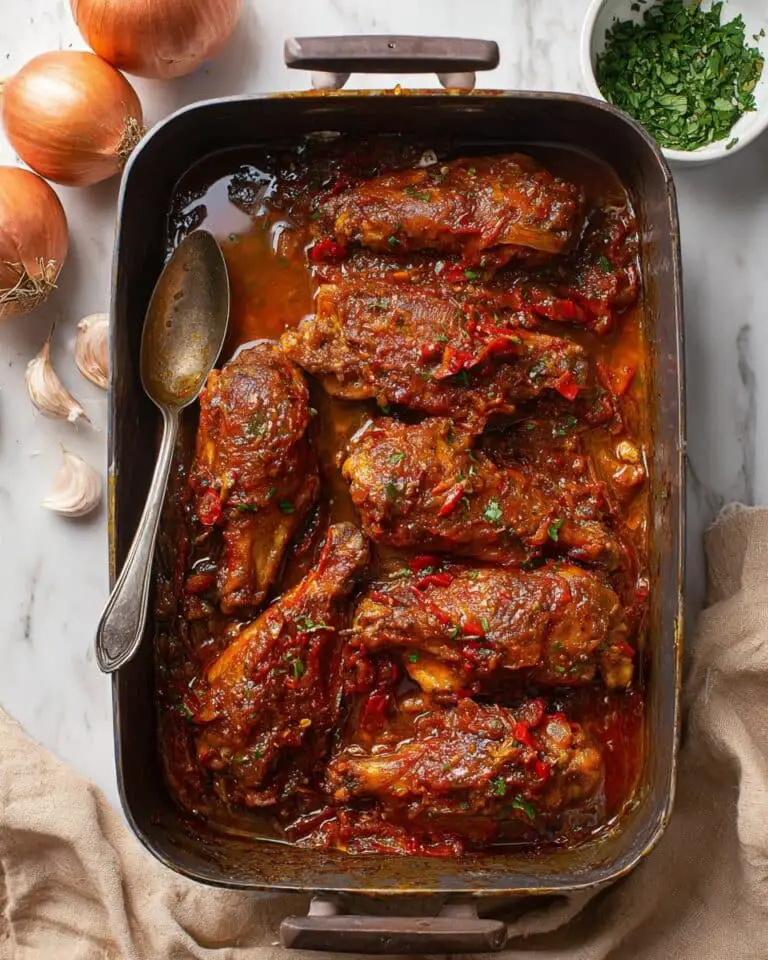 Smothered Oven-Baked Turkey Wings with Creamy Gravy Recipe