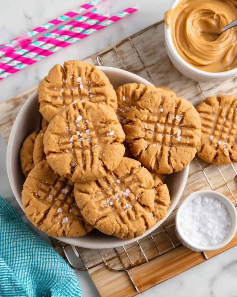 3-Ingredient Peanut Butter Cookies Recipe