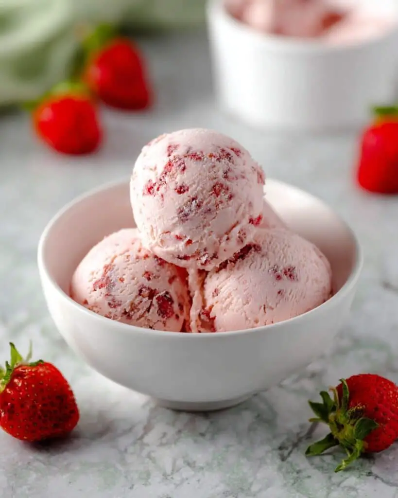 Homemade Roasted Strawberry Ice Cream Recipe