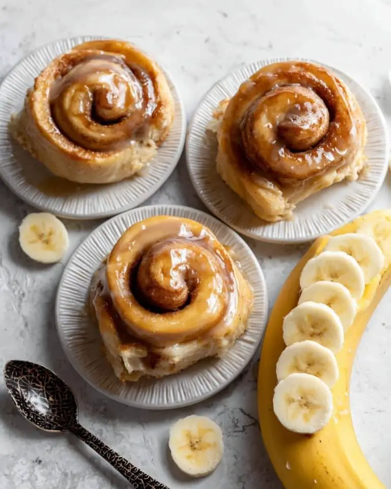 Peanut Butter Banana Cinnamon Rolls Recipe