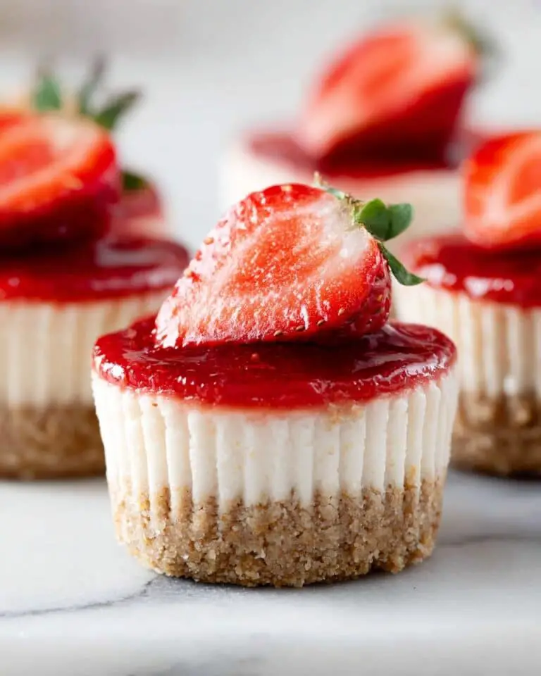 Mini Strawberry Cheesecakes with Fresh Strawberry Compote Recipe