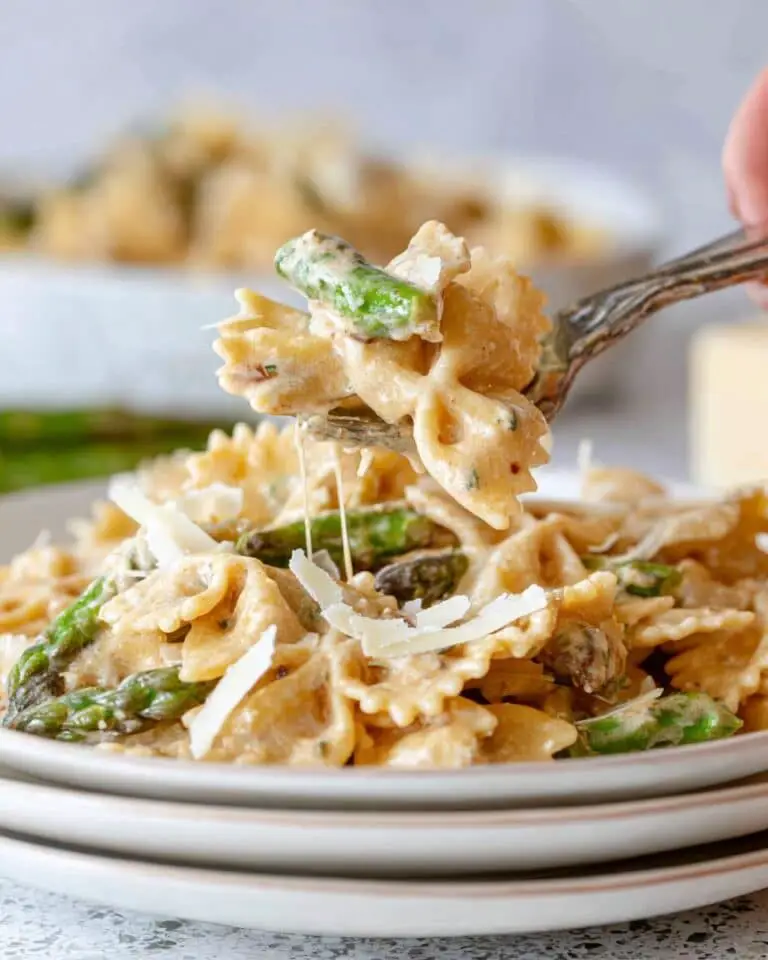 Jerk Chicken Pasta with Asparagus and Mushrooms Recipe