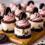Mini Strawberry Oreo Cheesecakes with Fudge Topping Recipe
