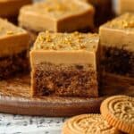 Biscoff Blondies with Biscoff Ganache and Cookie Crumble Recipe