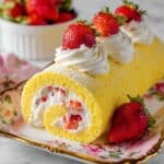 Fresh Strawberry Swiss Roll Recipe