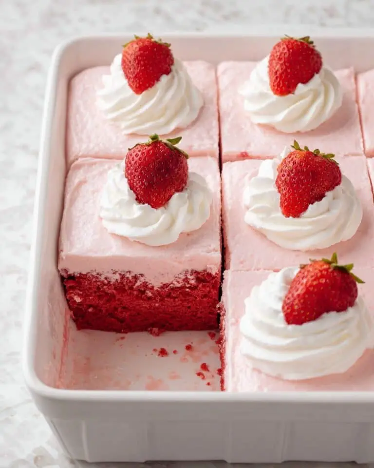 Easy Strawberry Cake Recipe