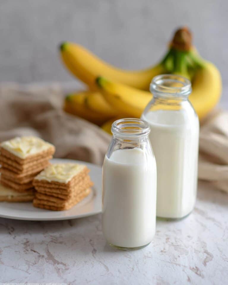 Creamy Banana Milkshake Recipe