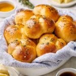Cloveleaf Dinner Rolls Recipe
