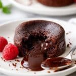 Easy Chocolate Molten Lava Cakes Recipe