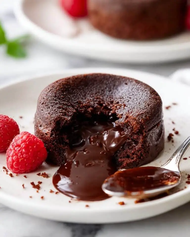 Easy Chocolate Molten Lava Cakes Recipe