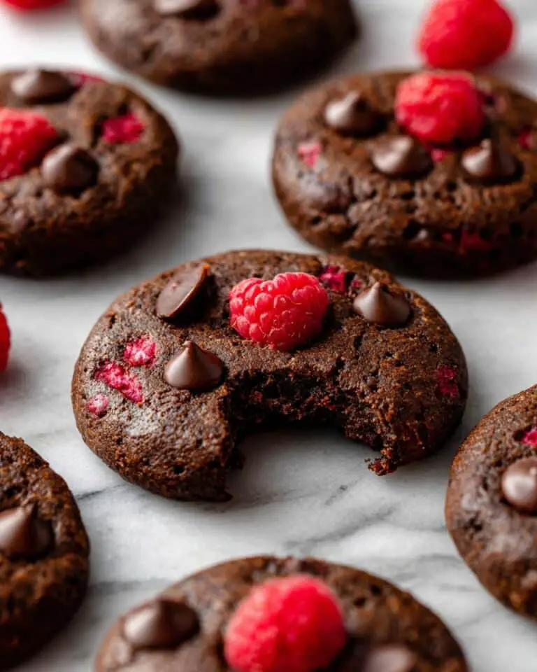 No Bake Cookies with Dark Chocolate and Raspberries (Vegan) Recipe
