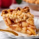 Pear Pie with Cinnamon Crumb Topping Recipe