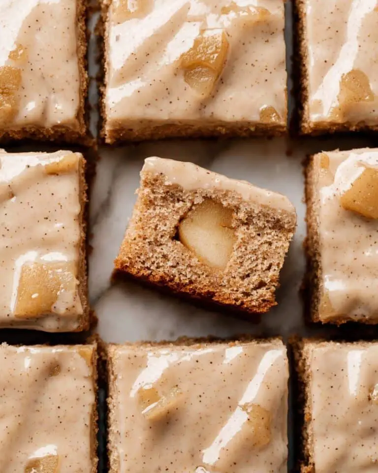 Apple Cinnamon Blondies Recipe